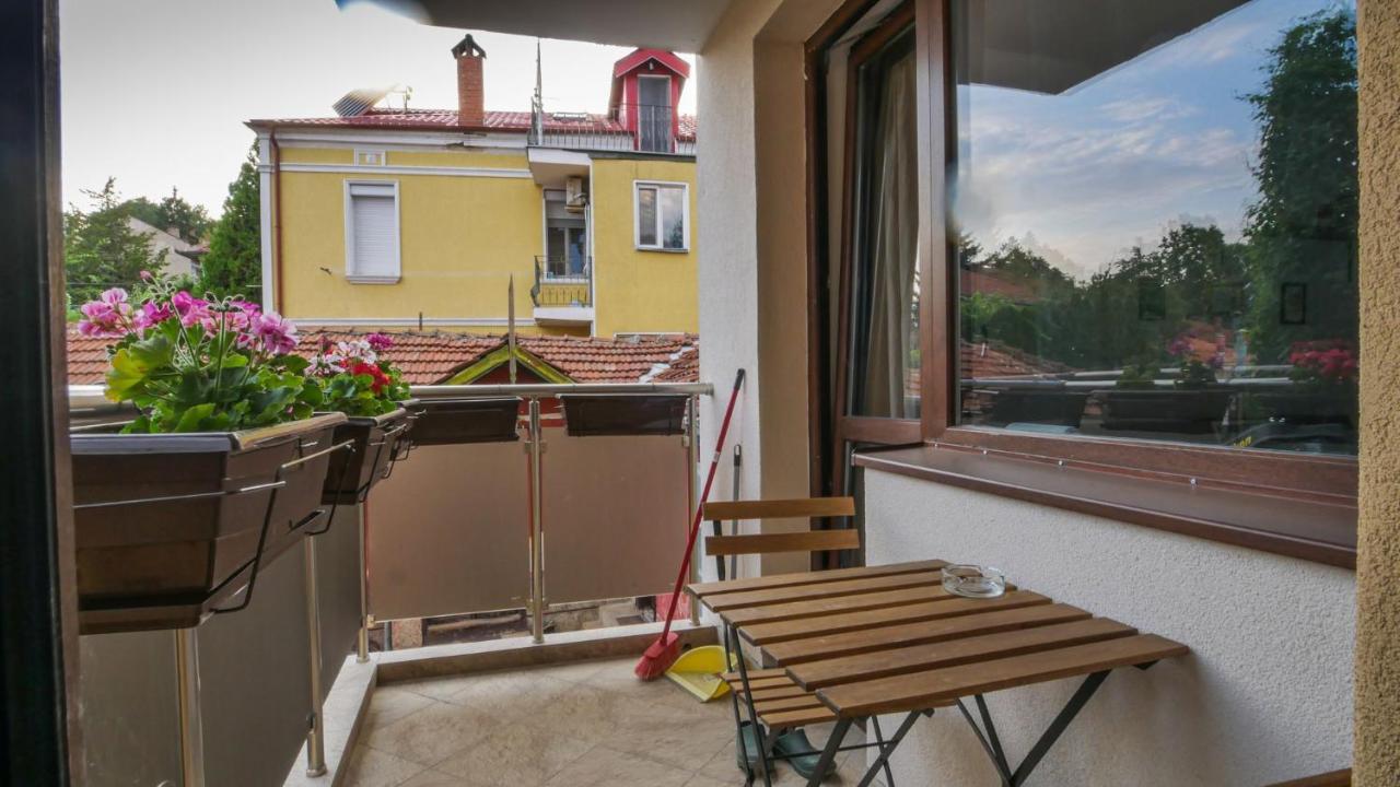 Varusha Apartment Veliko Tŭrnovo Exterior photo